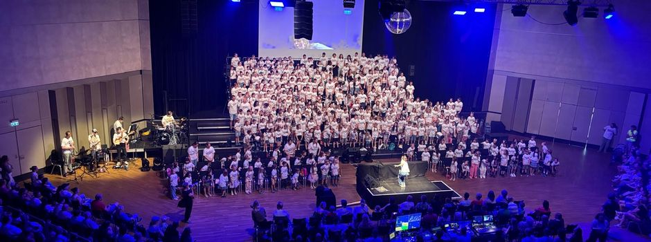 Stadthalle Gütersloh wird von Kindern musikalisch erobert