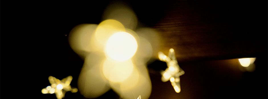 Mit Laternen und Musik zum Nikolaus: Adventsspaziergang startet an der Kilianskirche