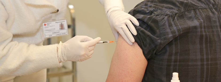 Impfungen mit den ersten bivalenten mRNA-Impfstoffen gegen Covid-19