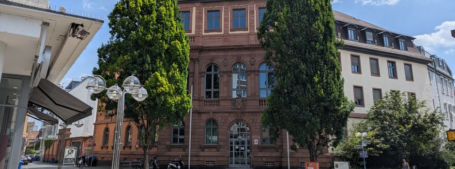 Prozess in Worms: Mann soll Ehefrau in Moschee mit Tod gedroht haben