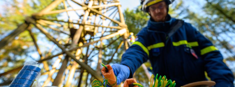 Nach dem Knall kreischen die Sägen