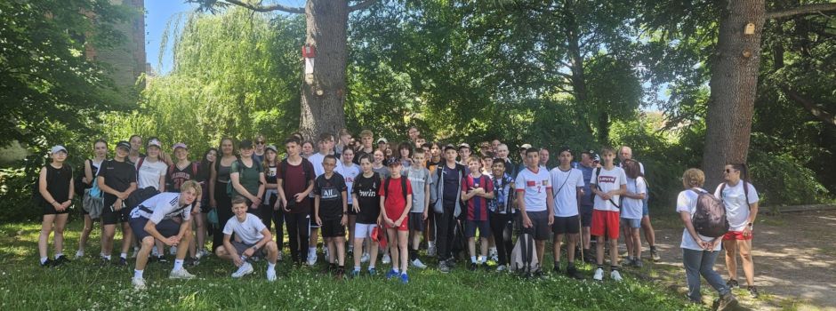 Schülerinnen und Schüler aufgebrochen nach Le Chambon-Feugerolles: Kleine Gruppe erkundet französische Partnerstadt