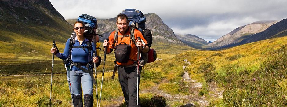 Whisky, Kilt und Dudelsack sowie atemberaubende Landschaften