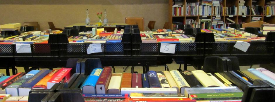 Büchermarkt mit Garagenflohmarkt