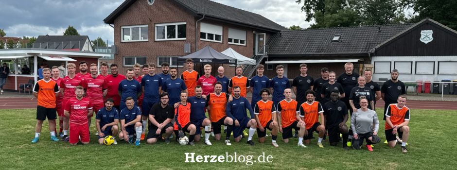 Firmencup im Waldstadion: Turnier mit viel Teamgeist