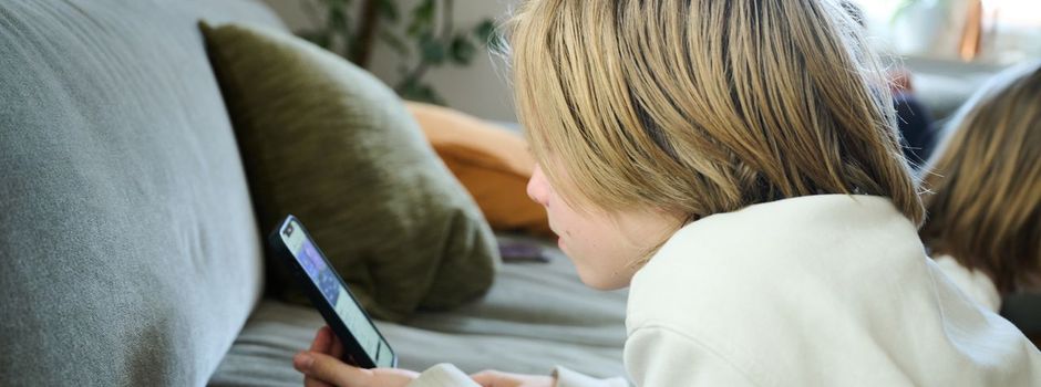 Von der Leyen will Altersgrenze für soziale Medien