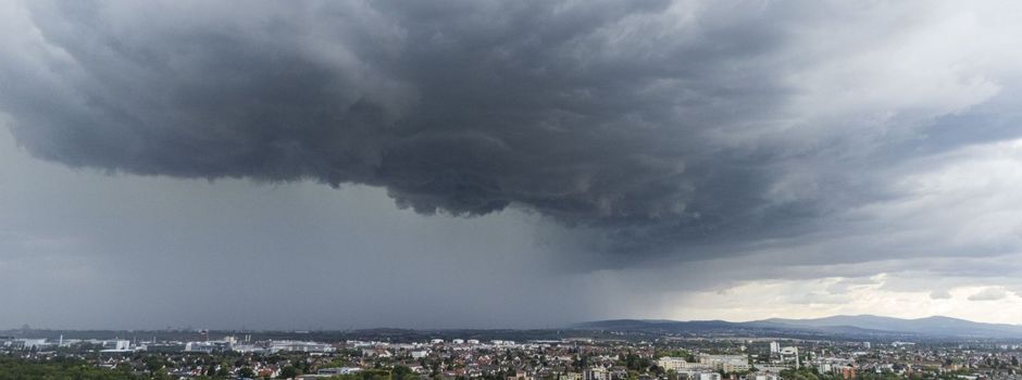 Erneut starkes Gewitter in Wiesbaden: Wieder viele Feuerwehreinsätze
