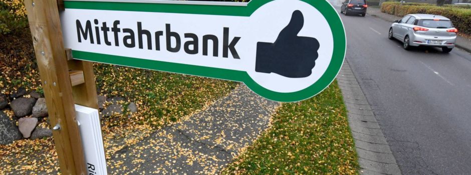 Mitfahrbänke zwischen Godern und Pinnow geplant