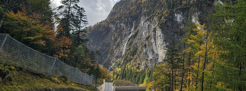 EIN MEILENSTEIN FÜR SCHNEIZLREUTH: DIE SCHUTZGALERIE AM WEINKASER IST ERÖFFNET!