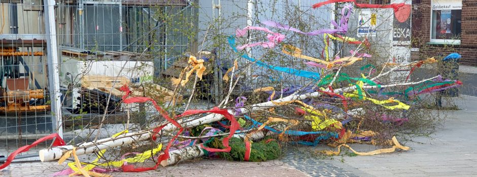 Niederkasseler Maibaum fiel Sturmtief „Eugen“ zum Opfer