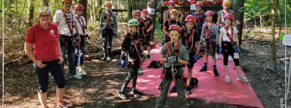 Mit den Ferienspielen in den Kletterpark