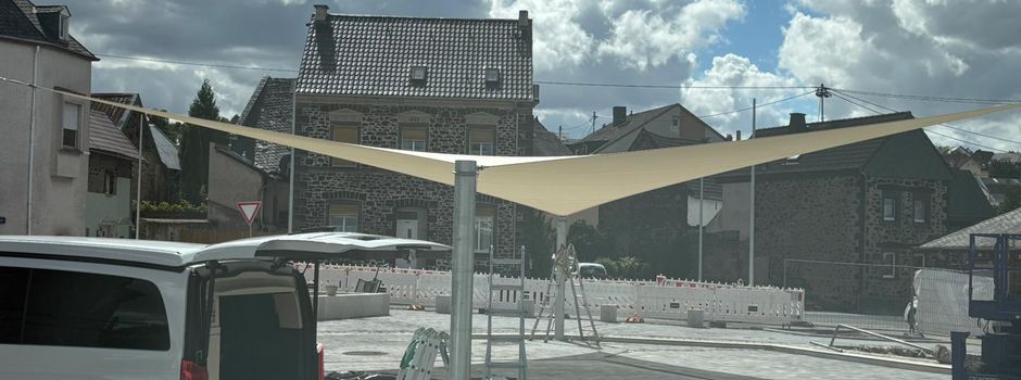 Das Sonnensegel ist aufgespannt!