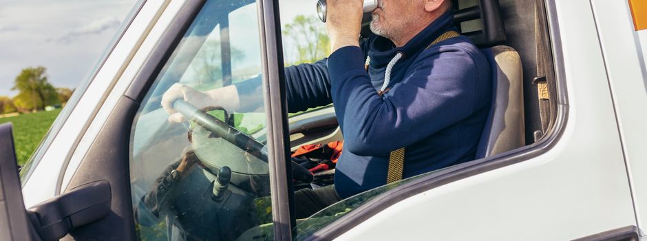 Betrunken im Kleintransporter
