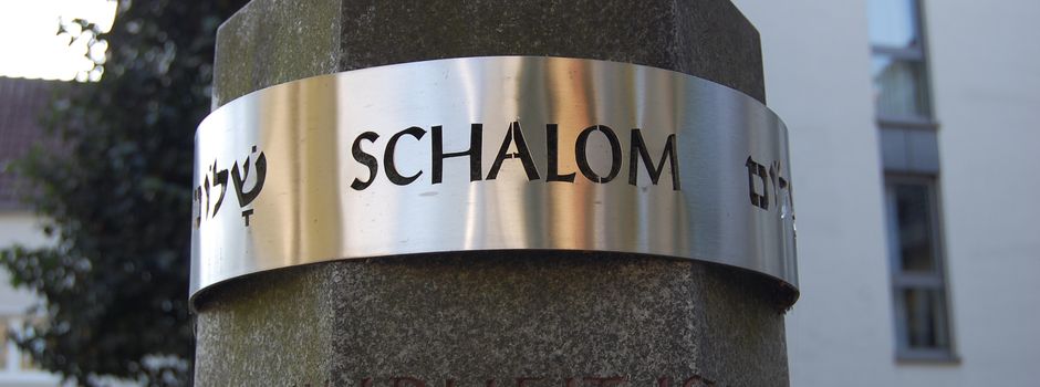 Bürgermeister und Gästeführer der Gemeinde Herzebrock-Clarholz erinnern an Jüdisches Leben