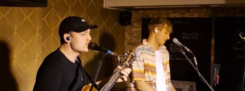 Spontanes Konzert im Weissen Lamm: Kaffkiez überrascht in Augsburg