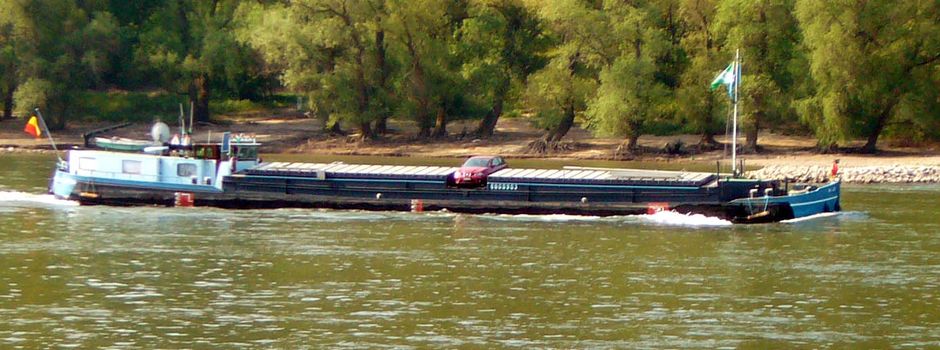 Güterschiff muss an Kostheimer Schleuse gestoppt werden