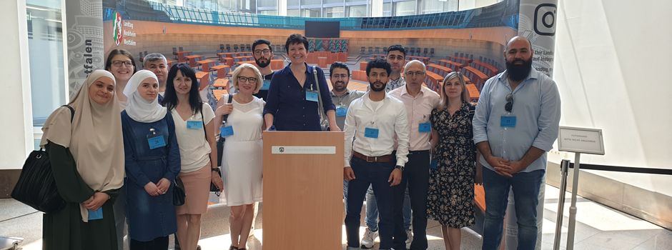 InterKultur besucht „Demokratieschule“ im Landtag