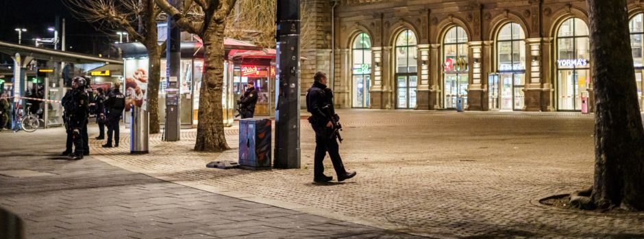 Einsatz mit Maschinenpistolen: Mainzer Hauptbahnhof zwei Stunden gesperrt