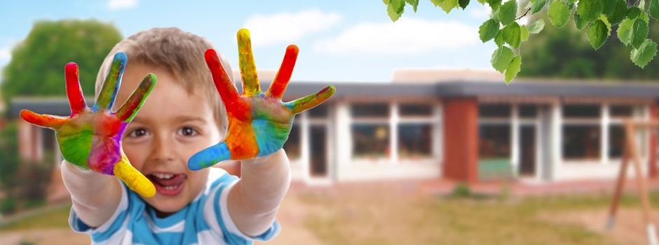 Kinder Hände hinterlassen bunte Spuren - wir brauchen Verstärkung
