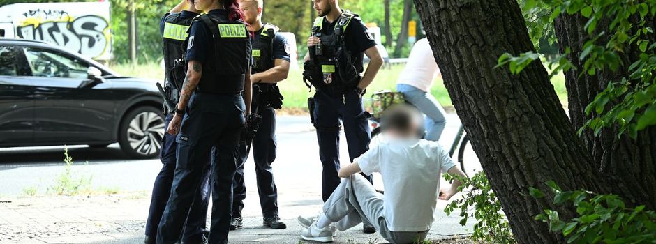 Auto fährt in Berlin in Kindergruppe - Fahrer festgenommen