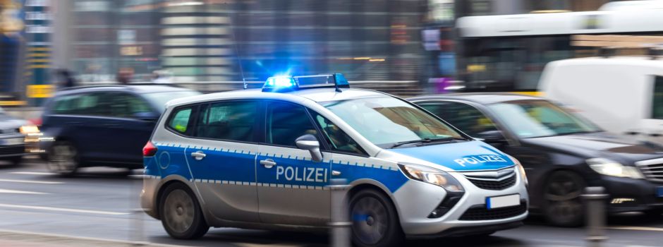 Rollerfahrerin bei Unfall in Bobenheim-Roxheim verletzt – Autofahrer flüchtet