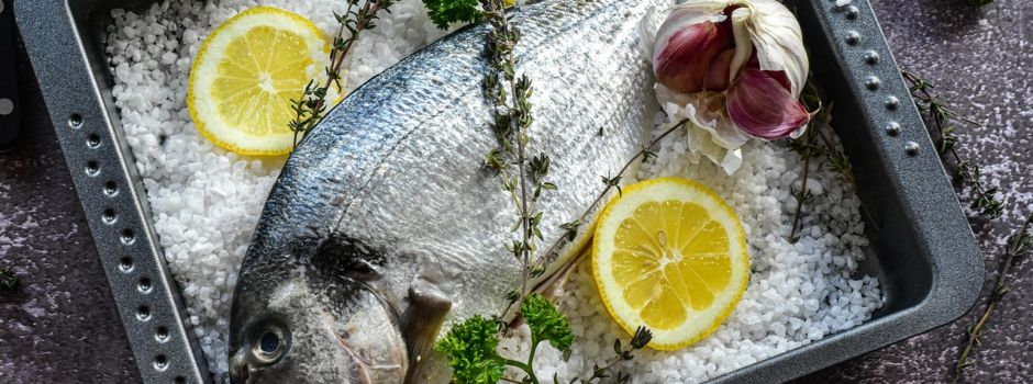Frischer Fisch in der Karwoche