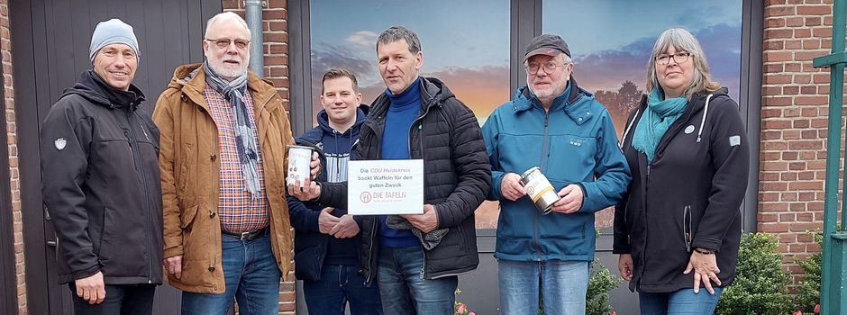 Duft frisch gebackener Waffeln und 1.200 Euro für die Tafeln