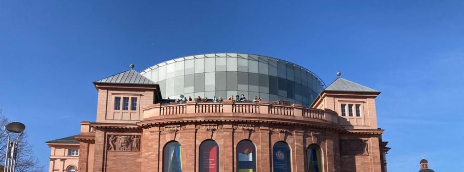 Rekordbesucherzahl bei Rosenmontagszug in Mainz