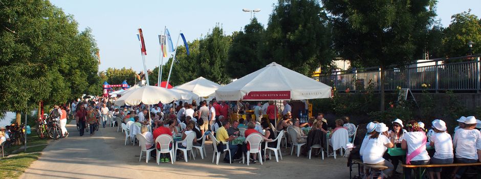 WEIN AM RHEIN – Niersteiner feiern bei edlen Tropfen und Gaumenfreuden entlang des Rheinufers am 7. und 8. Juli