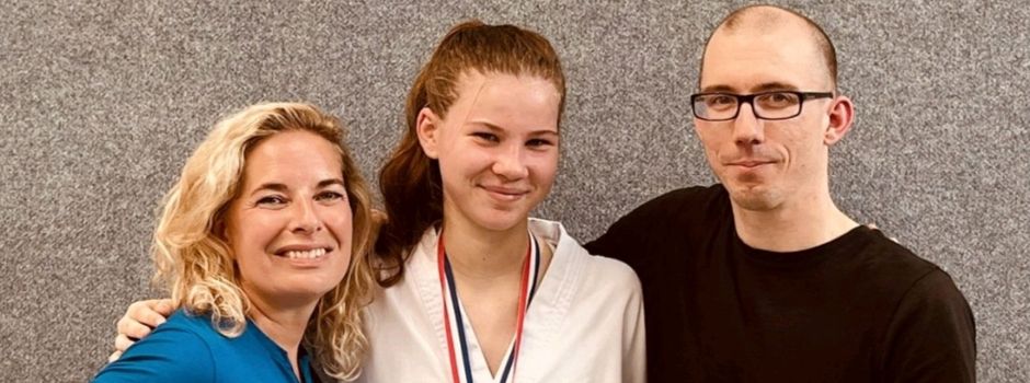 14-Jährige feiert Vollkontakt-Premiere