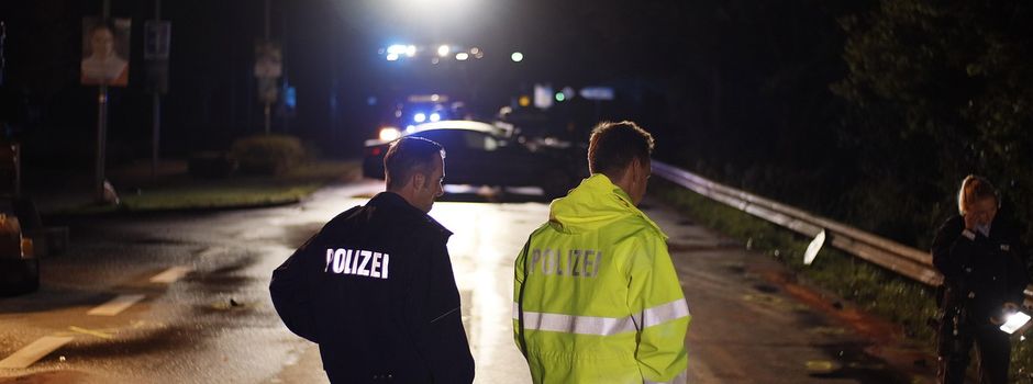 Schwerer Unfall auf A61: Fahrer übersieht Auto und löst Kettenreaktion aus