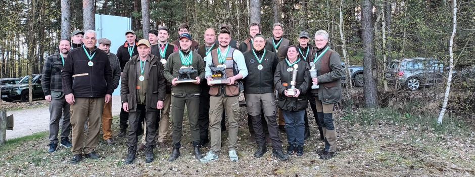 Tontauben bei böigem Wind auf Abwegen