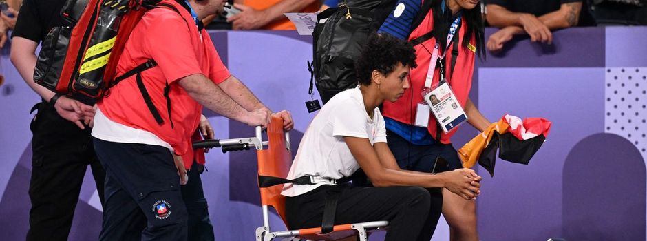 Atemprobleme: Stolze Mihambo weint nach Silber im Rollstuhl