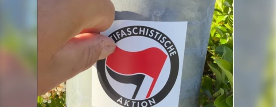 Rüsselsheimer OB reißt Antifa-Sticker ab – und löst riesige Diskussion aus