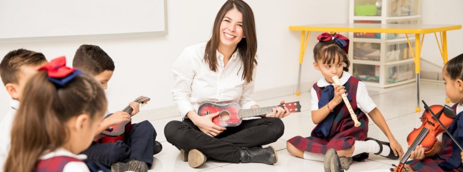 Aktuelle Stellenausschreibungen der KiTa Hellenhahn-Schellenberg