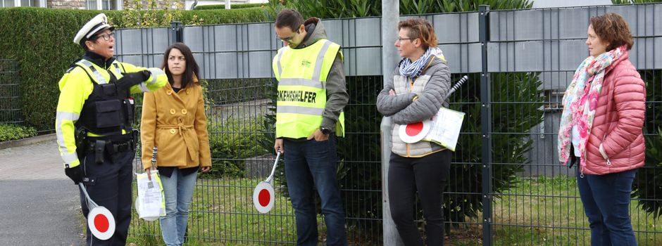 Niederkasseler Grundschulen suchen dringend ehrenamtliche Verkehrshelfer*innen