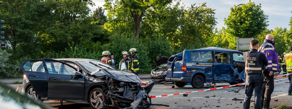 Elf Verletzte bei schwerem Unfall in Mainz-Mombach