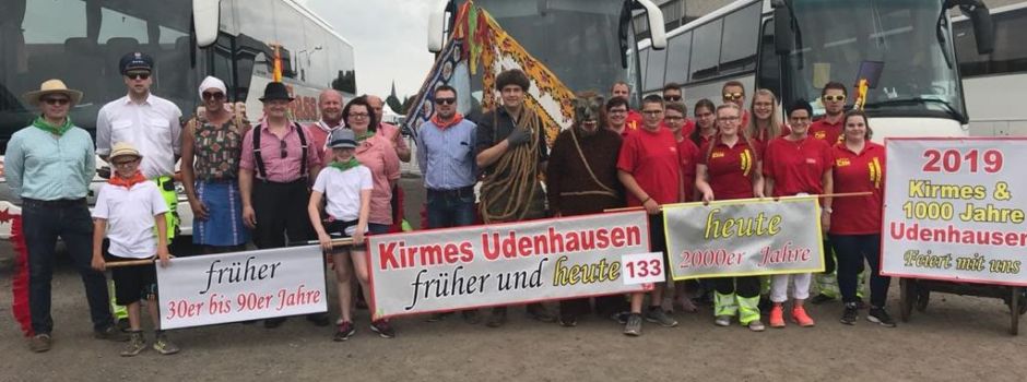 Lebende Kirmes-Chronik anlässlich des 30-jährigen Jubiläums der Zeltkirmes in Udenhausen
