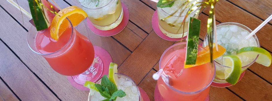 Sketche, Cocktails und ..