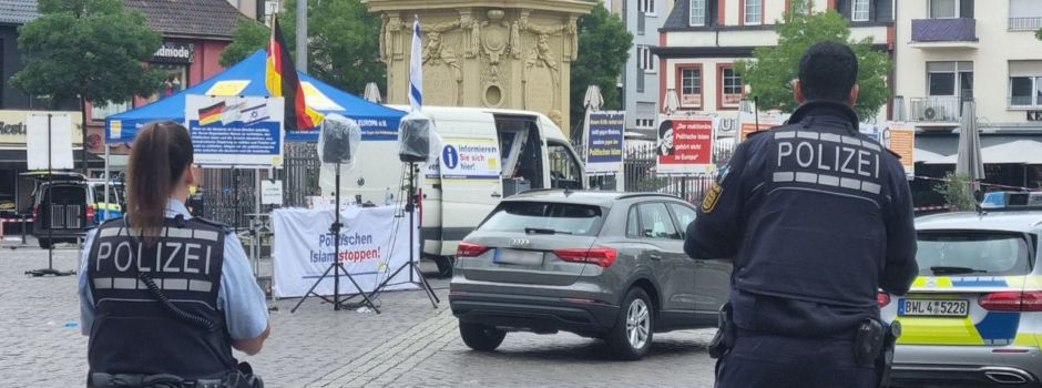 Mann sticht auf Menschen ein - politisches Motiv?