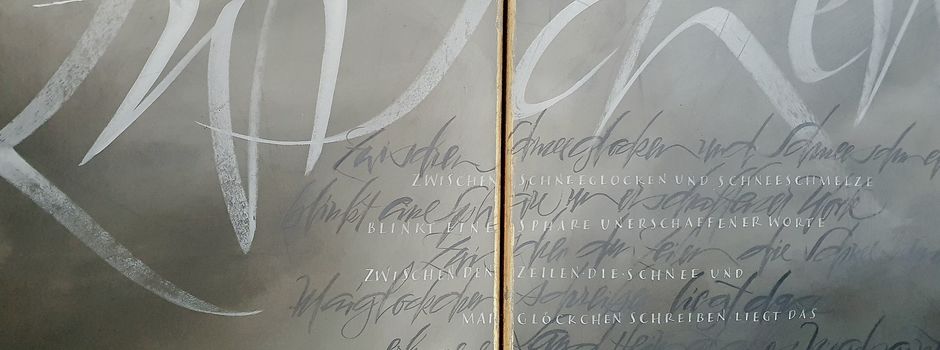 Kalligrafie in der Stadtbücherei: Jasna Wittmann stellt in der Treppenhausgalerie aus