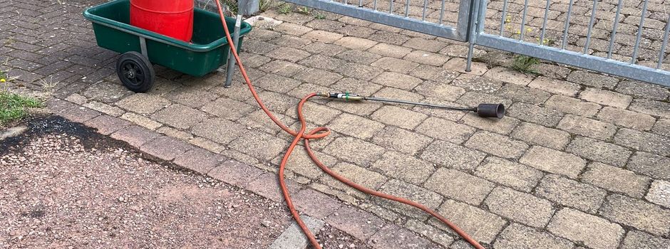 Hinweis des Eigenbetriebs Friedhofs- und Bestattungswesen zur Wegepflege auf den Friedhöfen