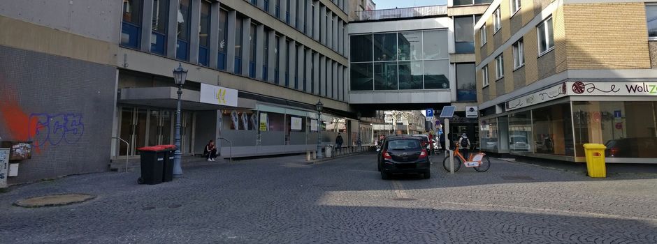 Verkäuferin in Mainzer Altstadt geschlagen