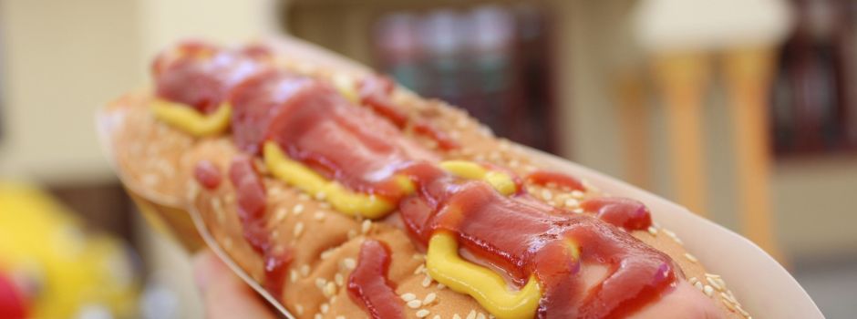 Hotdog-Party im Jugendclub – Zeugnisse, Spaß und Ferienstart!