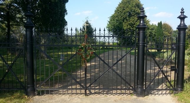 Tag des Friedhofs auf dem 
LandFriedhof Herzhorn
am Sonntag, 21. Sept. 2025, 
von 10 bis 16 Uhr.
