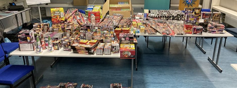 Hunderte Böller und Raketen bei großer Razzia sichergestellt