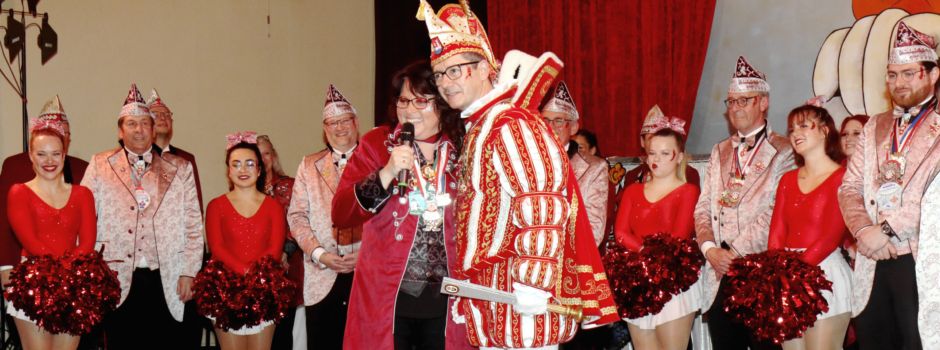 Weiberfastnacht mit den Rheidter Laachdüvje