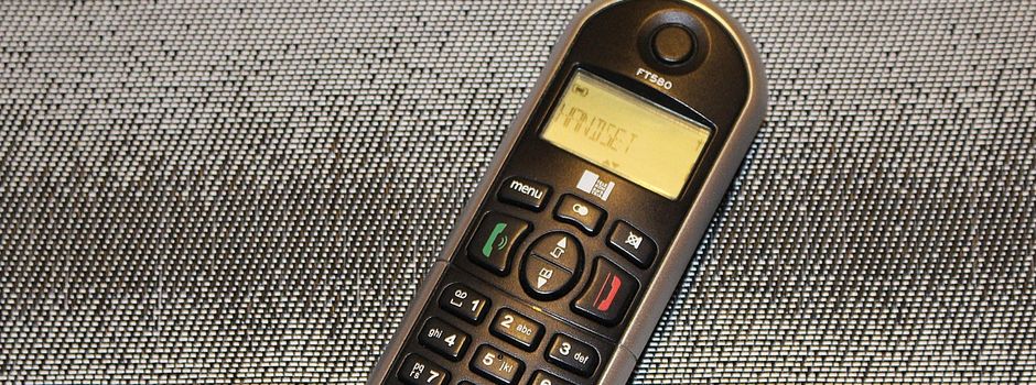 87-jähriger fällt auf miesen Trickbetrug rein – und verliert ein Vermögen