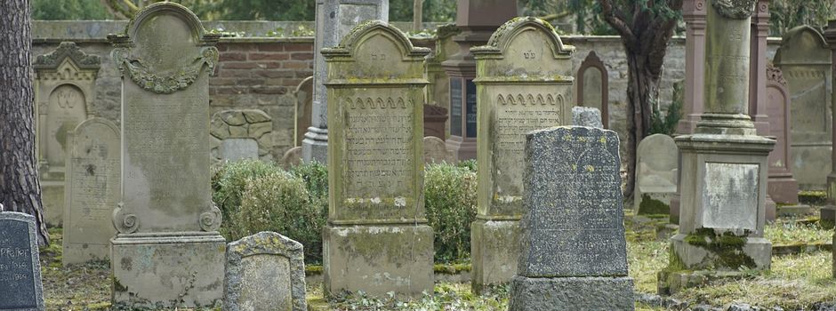 Informationen rund um den Friedhof