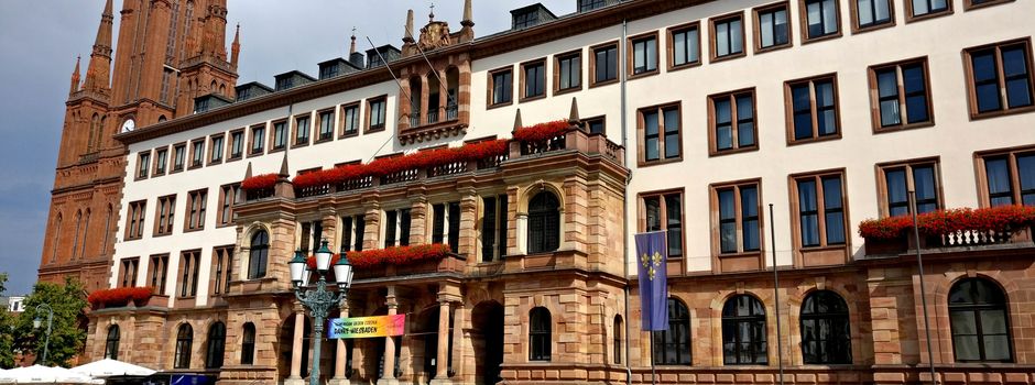 Nach Propaganda-Eklat: Wiesbadener OB will Regeln für Bürgerhäuser ändern